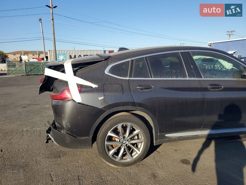 Внедорожник / Кроссовер BMW X4 2019 в Киеве
