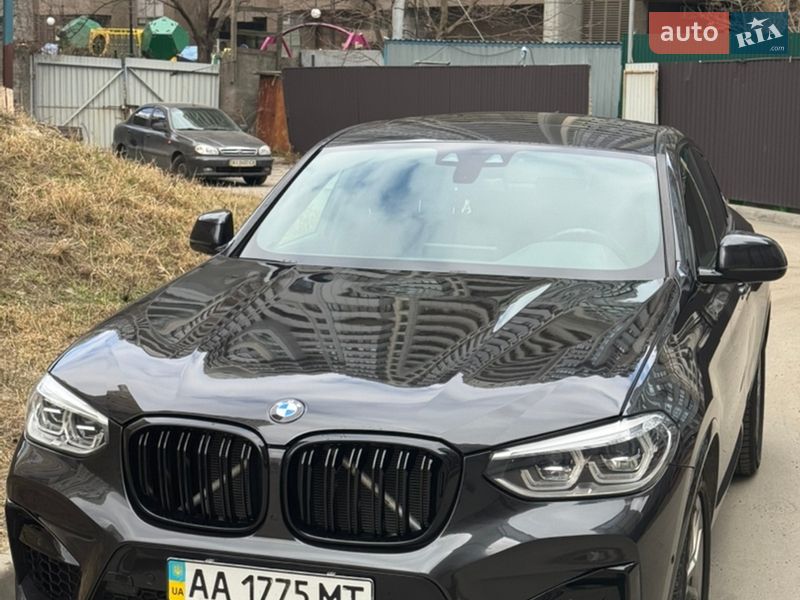 Внедорожник / Кроссовер BMW X4 2021 в Киеве