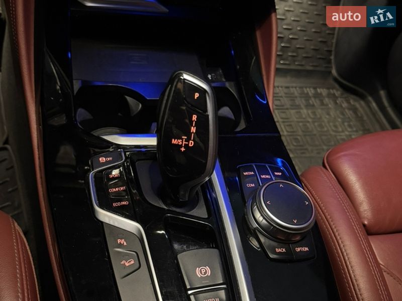 Внедорожник / Кроссовер BMW X4 2021 в Киеве