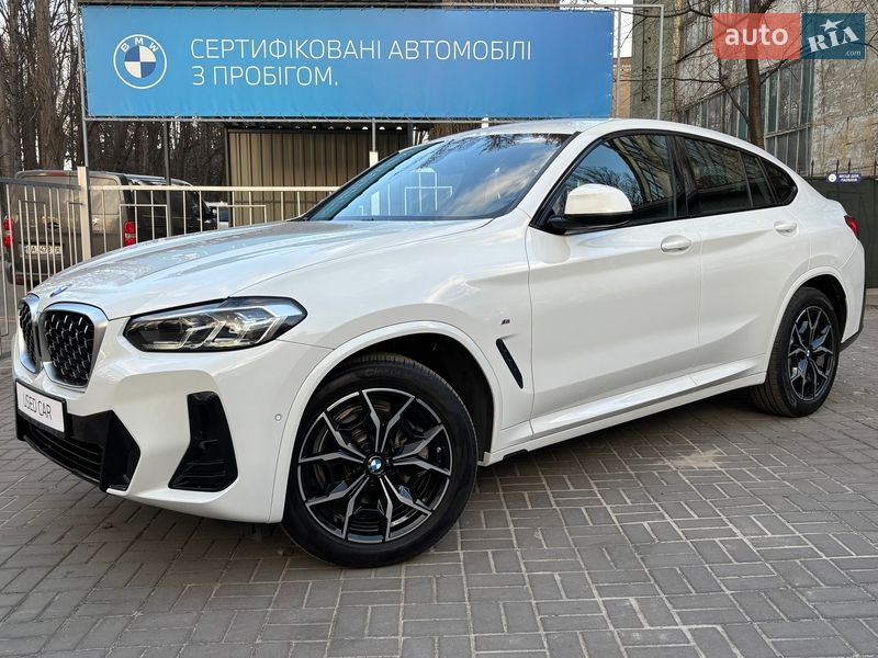 Внедорожник / Кроссовер BMW X4 2022 в Черкассах