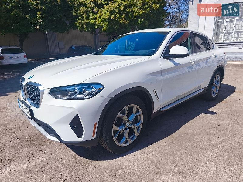 Внедорожник / Кроссовер BMW X4 2024 в Киеве