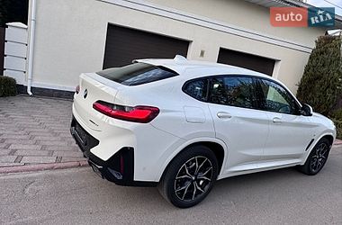 Внедорожник / Кроссовер BMW X4 2022 в Киеве