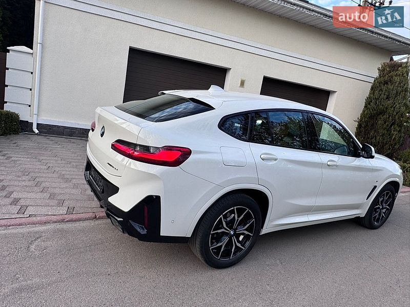 Внедорожник / Кроссовер BMW X4 2022 в Киеве