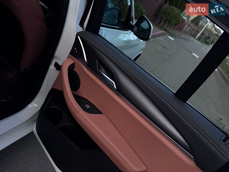 Внедорожник / Кроссовер BMW X4 2022 в Киеве