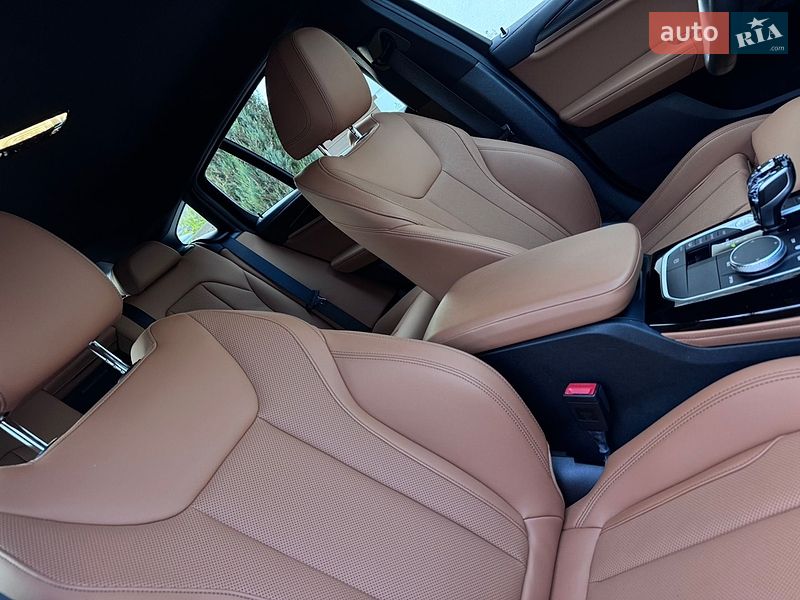 Внедорожник / Кроссовер BMW X4 2022 в Киеве