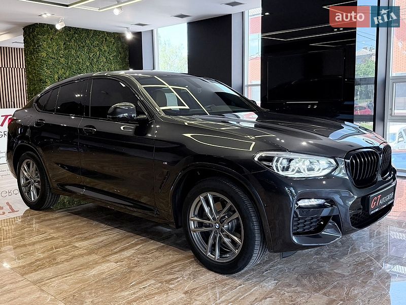Внедорожник / Кроссовер BMW X4 2021 в Киеве
