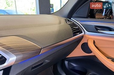 Внедорожник / Кроссовер BMW X4 2021 в Киеве
