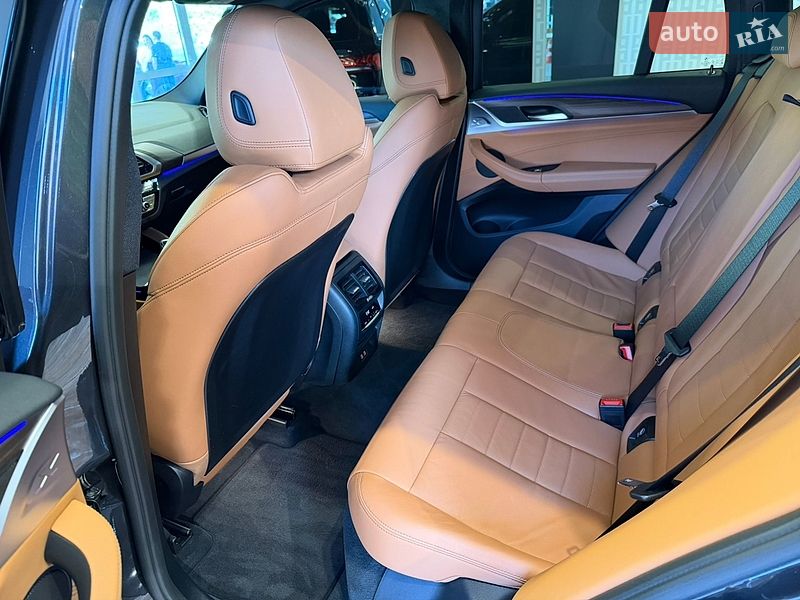 Внедорожник / Кроссовер BMW X4 2021 в Киеве