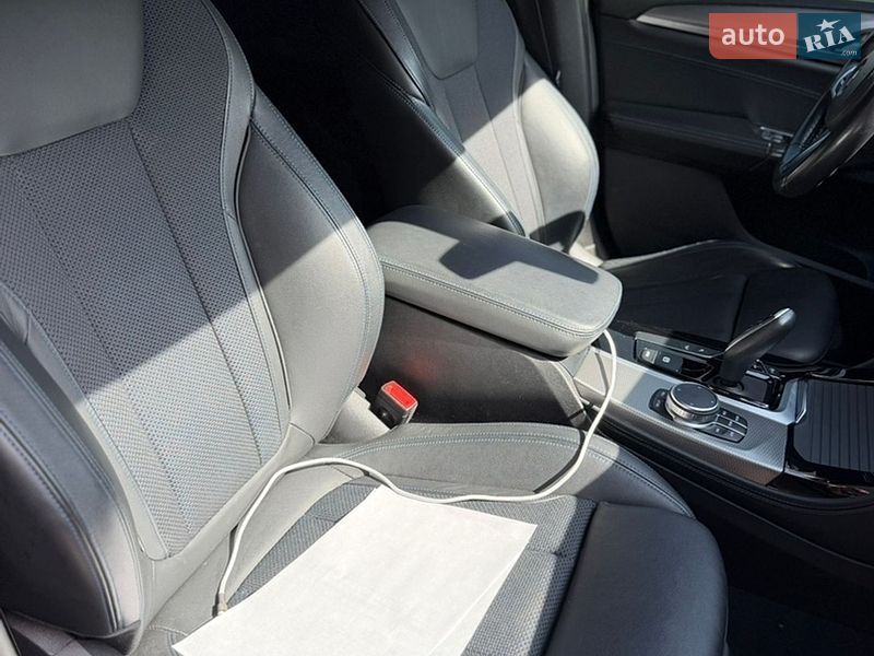 Внедорожник / Кроссовер BMW X4 2019 в Виннице