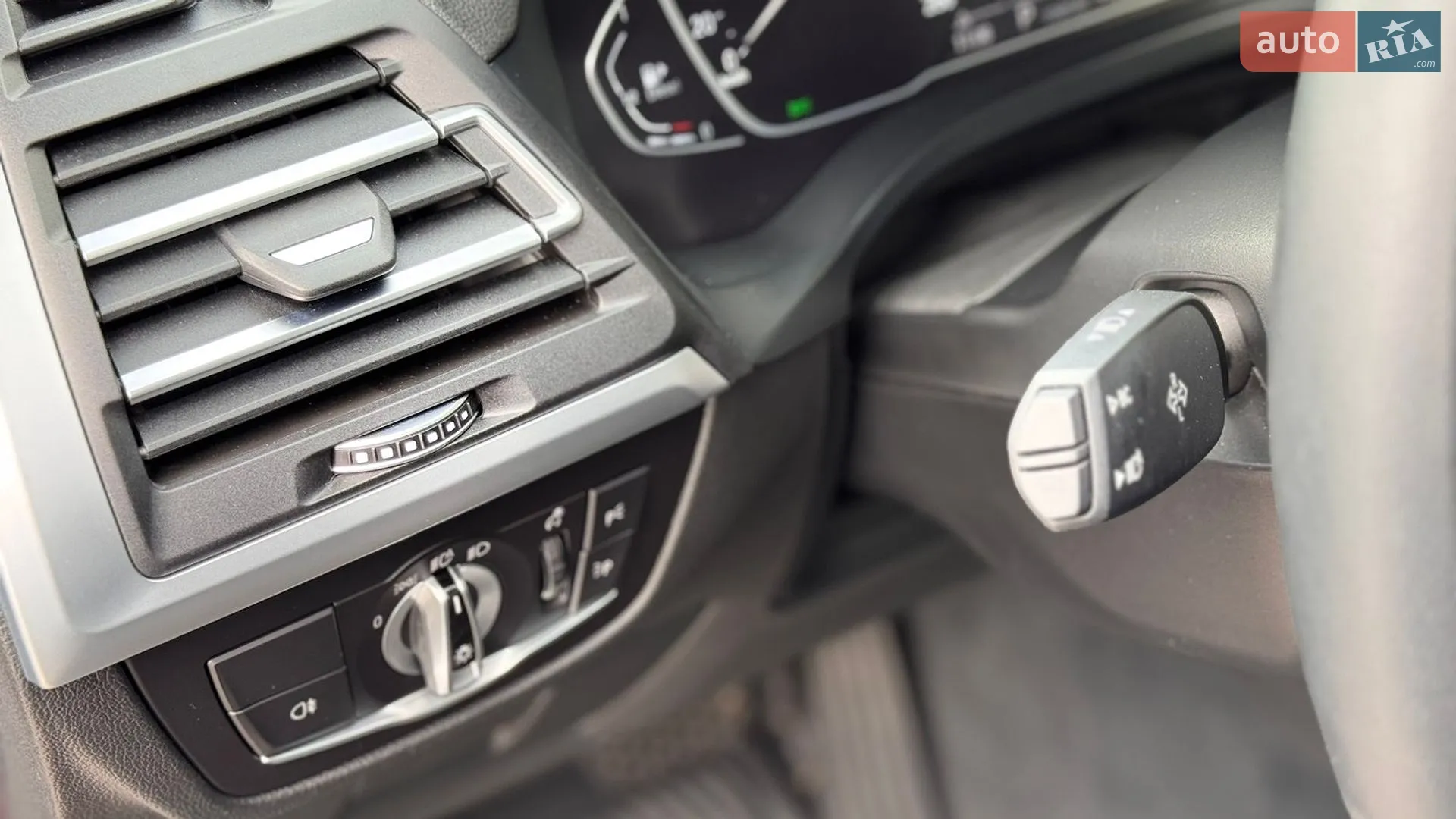 2022 BMW X4 - мініатюра 26