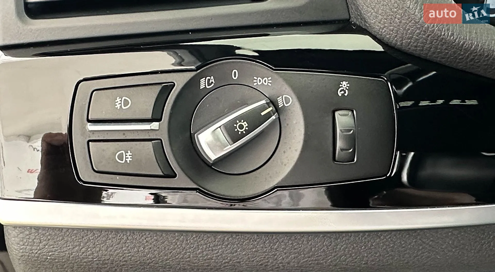 2016 BMW X4 - мініатюра 23