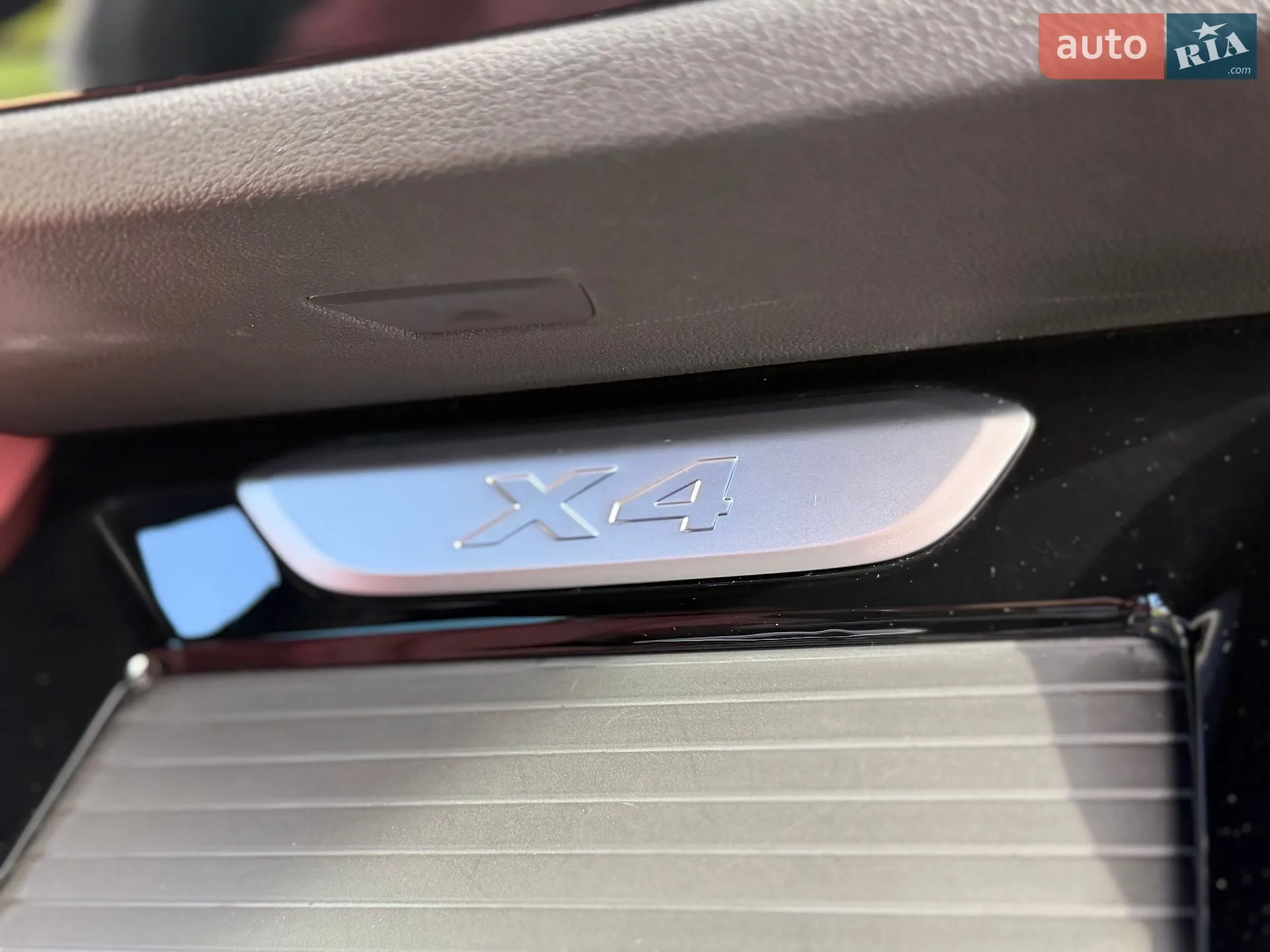 2022 BMW X4 - мініатюра 41