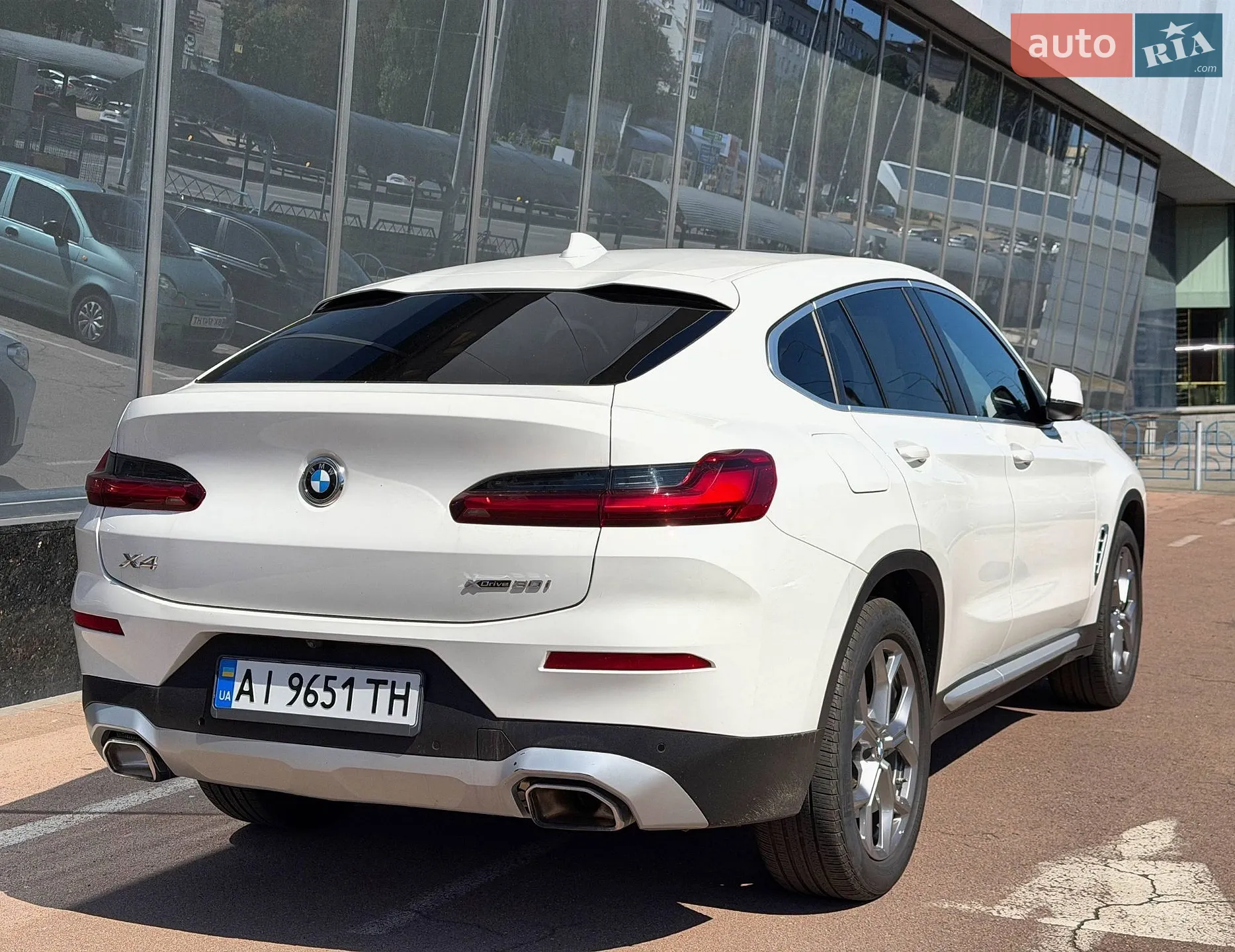 2024 BMW X4 - мініатюра 4