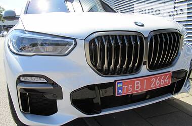 Внедорожник / Кроссовер BMW X5 M 2020 в Киеве