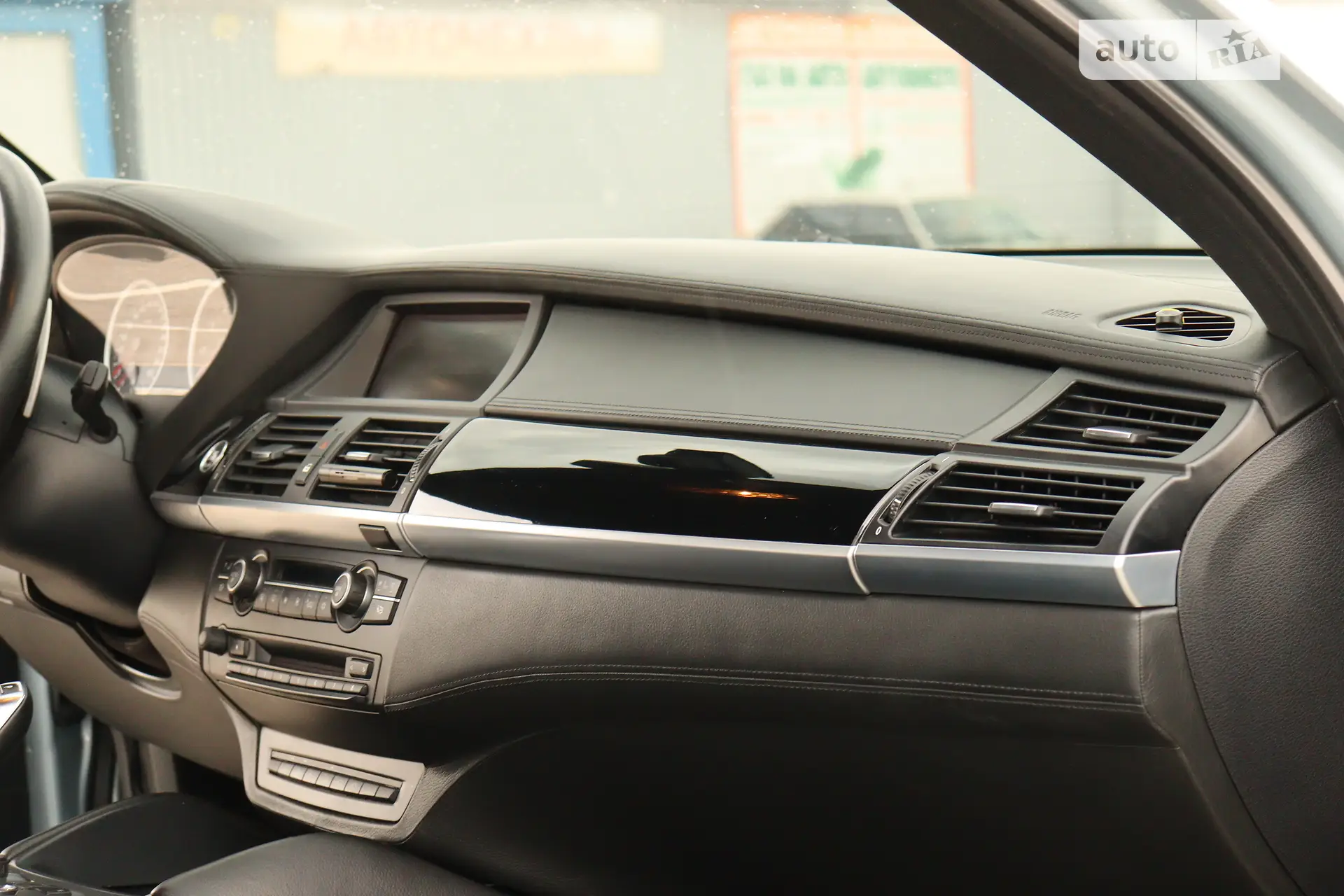 2011 BMW X5 M - мініатюра 20
