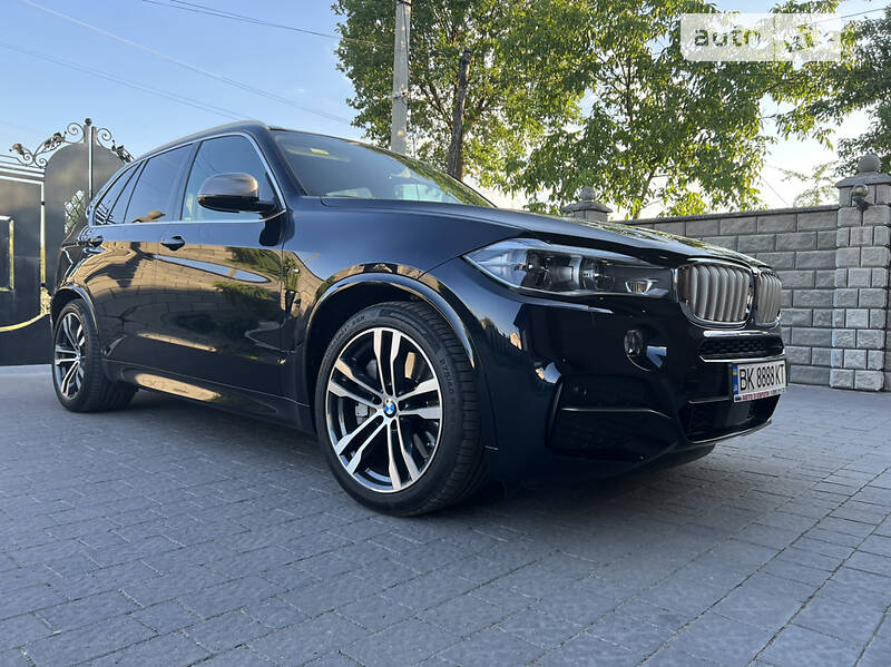 Позашляховик / Кросовер BMW X5 M 2015 в Дубні