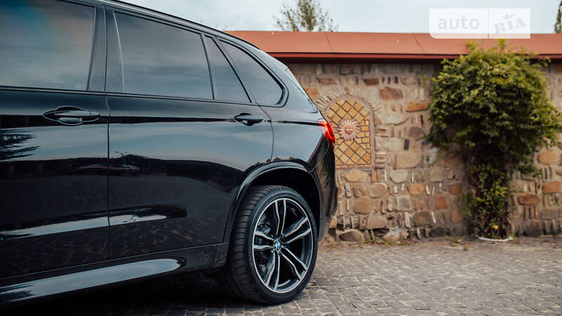 Внедорожник / Кроссовер BMW X5 M 2017 в Черновцах