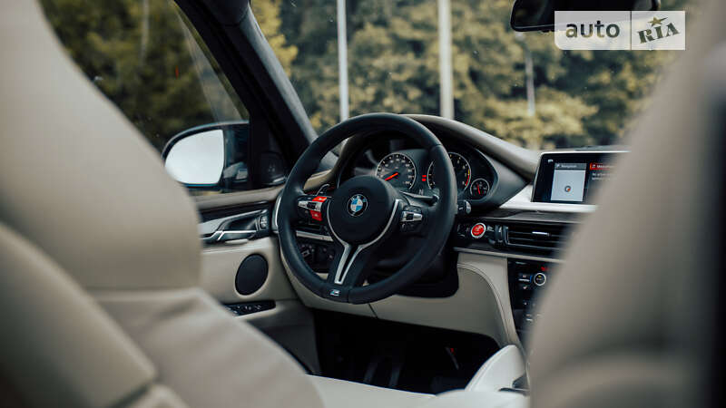 Внедорожник / Кроссовер BMW X5 M 2017 в Черновцах