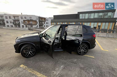 Внедорожник / Кроссовер BMW X5 M 2021 в 