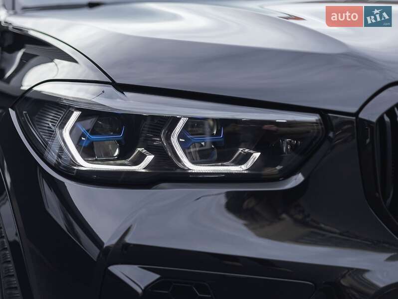 Внедорожник / Кроссовер BMW X5 M 2022 в Киеве