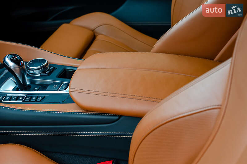 Внедорожник / Кроссовер BMW X5 M 2015 в Киеве