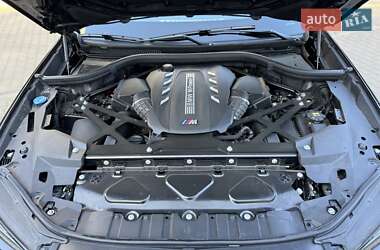 Внедорожник / Кроссовер BMW X5 M 2021 в 