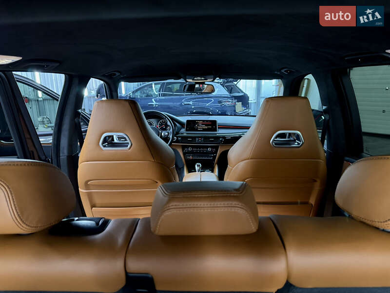 Позашляховик / Кросовер BMW X5 M 2015 в Києві