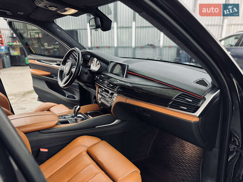 Позашляховик / Кросовер BMW X5 M 2015 в Києві
