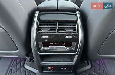 Позашляховик / Кросовер BMW X5 M 2023 в 