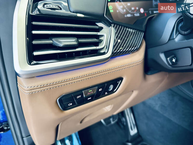 Позашляховик / Кросовер BMW X5 M 2022 в Києві