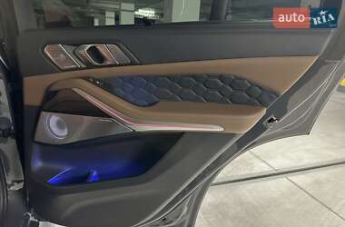 Внедорожник / Кроссовер BMW X5 M 2022 в 