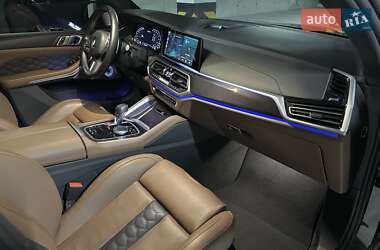 Внедорожник / Кроссовер BMW X5 M 2022 в 