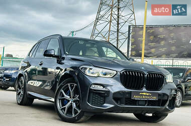 Позашляховик / Кросовер BMW X5 M 2019 в 