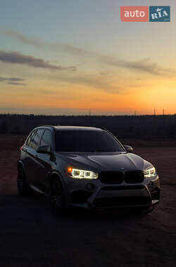 Позашляховик / Кросовер BMW X5 M 2015 в 