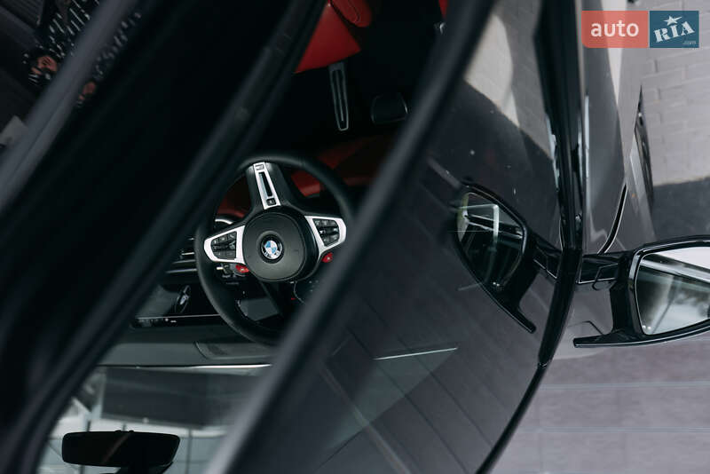 Внедорожник / Кроссовер BMW X5 M 2022 в Киеве