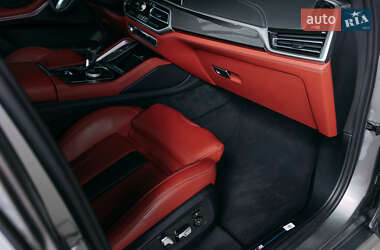 Внедорожник / Кроссовер BMW X5 M 2022 в 