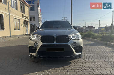 Внедорожник / Кроссовер BMW X5 M 2015 в 