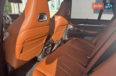 Внедорожник / Кроссовер BMW X5 M 2015 в 