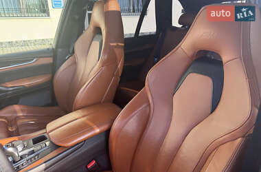 Внедорожник / Кроссовер BMW X5 M 2015 в 