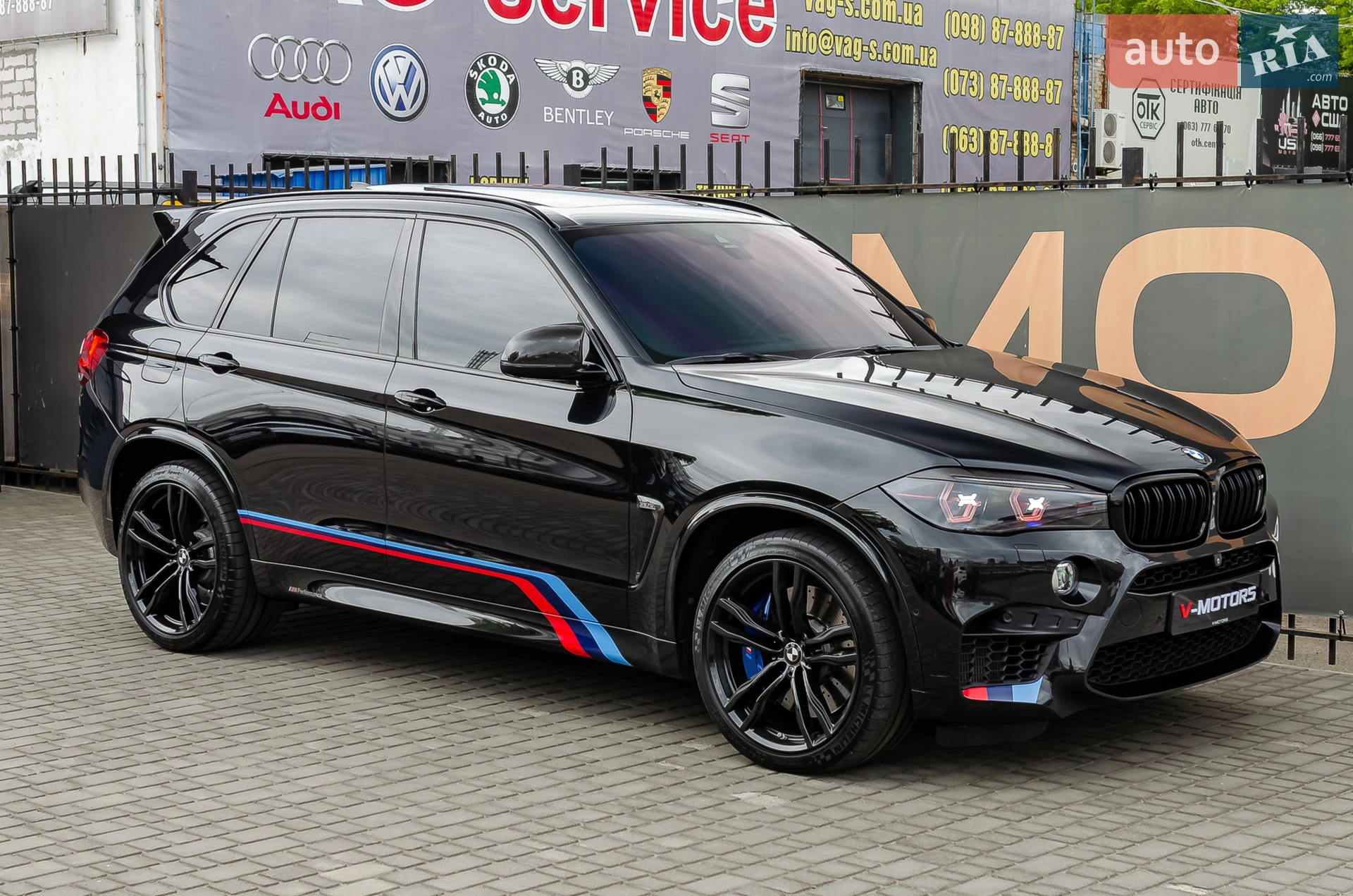 2016 BMW X5 M - мініатюра 3
