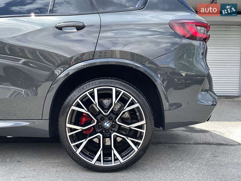 Внедорожник / Кроссовер BMW X5 M 2022 в Киеве