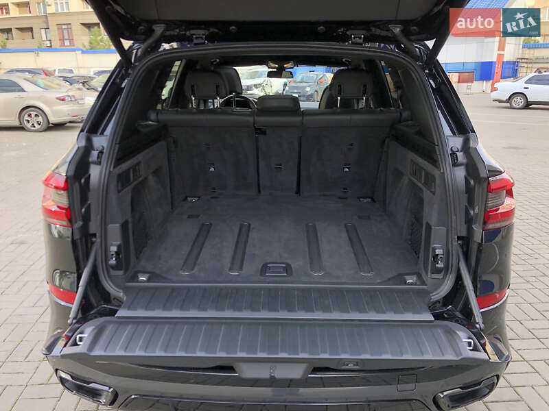 Внедорожник / Кроссовер BMW X5 M 2021 в Одессе