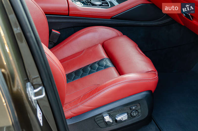 Позашляховик / Кросовер BMW X5 M 2020 в Києві