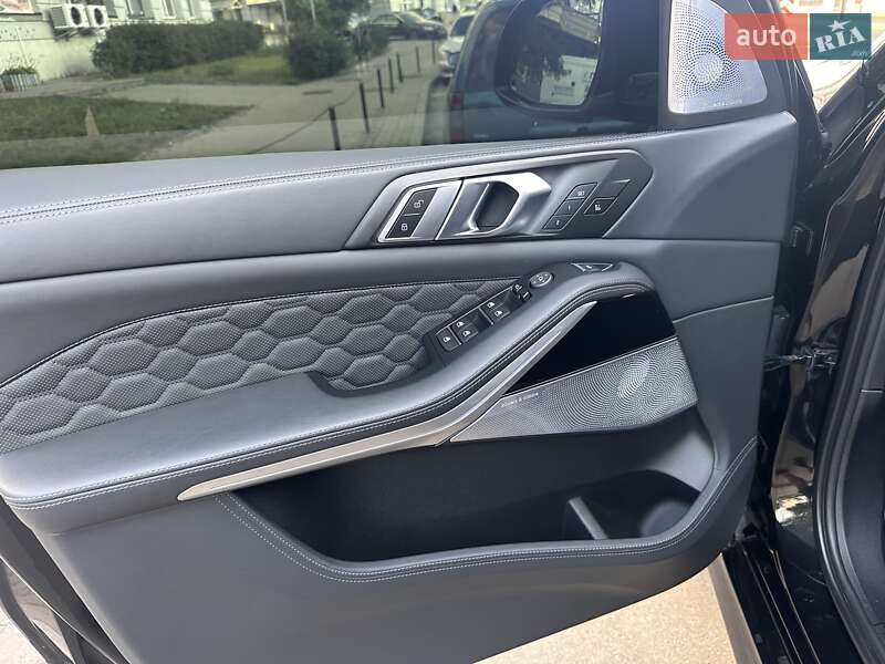 Внедорожник / Кроссовер BMW X5 M 2022 в Киеве фото 44 Внедорожник / Кроссовер BMW X5 M 2022 в Киеве