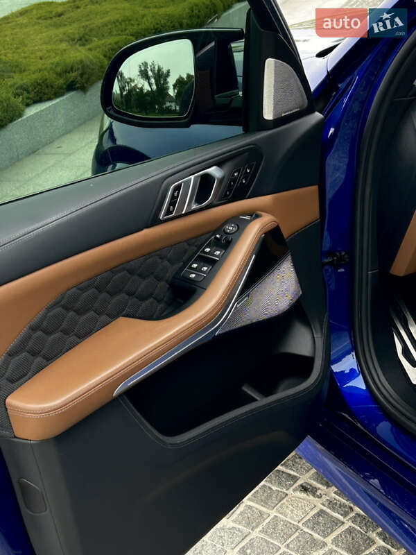 Внедорожник / Кроссовер BMW X5 M 2022 в Днепре