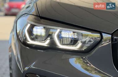 Позашляховик / Кросовер BMW X5 M 2022 в 