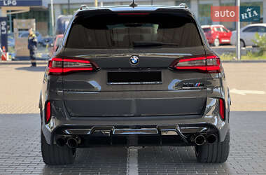 Позашляховик / Кросовер BMW X5 M 2022 в 