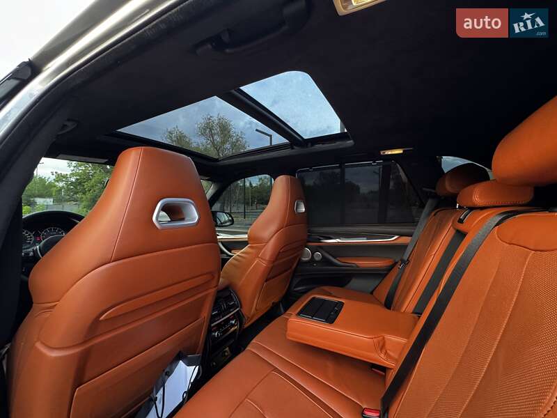 Внедорожник / Кроссовер BMW X5 M 2016 в Киеве