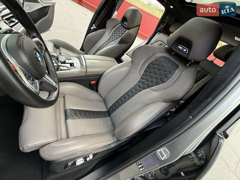 Внедорожник / Кроссовер BMW X5 M 2022 в Киеве