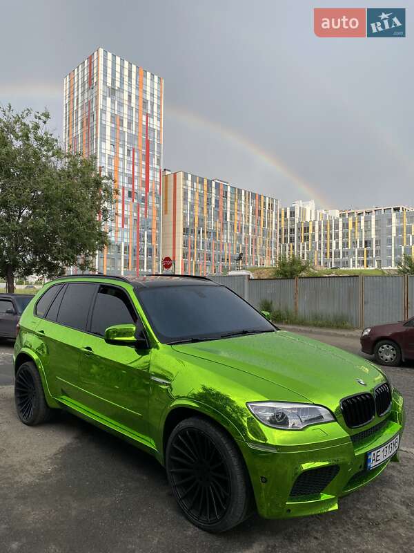 Позашляховик / Кросовер BMW X5 M 2012 в 